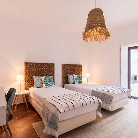 Сasa de vacaciones Quinta Da Baleeira *